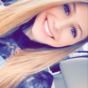 Meet your Posher, Madeline